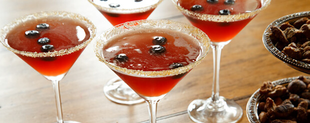 Margaritas aux canneberges et bleuets pour un cocktail festif pour l'été avec des bleuets du Québec