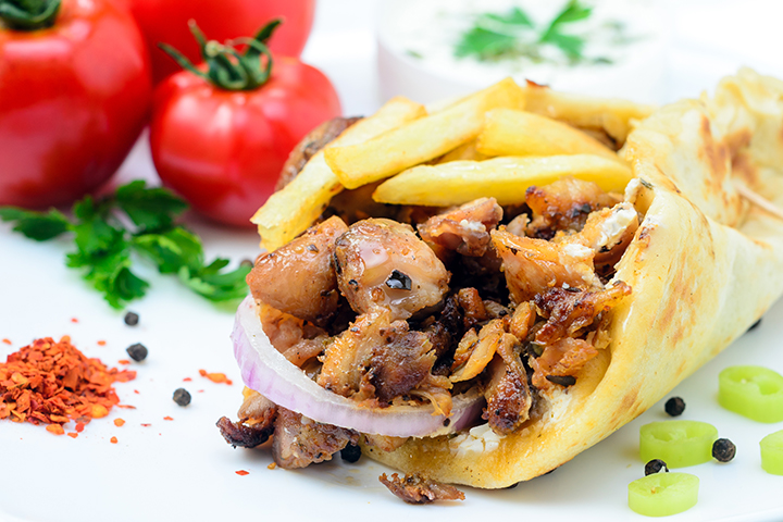 Recette cuisine grecque facile, le gyro au poulet 