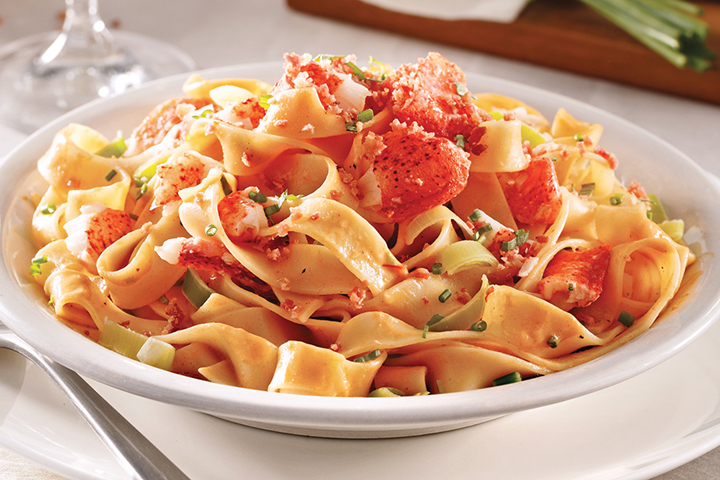  Recette de pâtes aux fruits de mer rapide pour la semaine : pappardelles au homard et chapelure de bacon