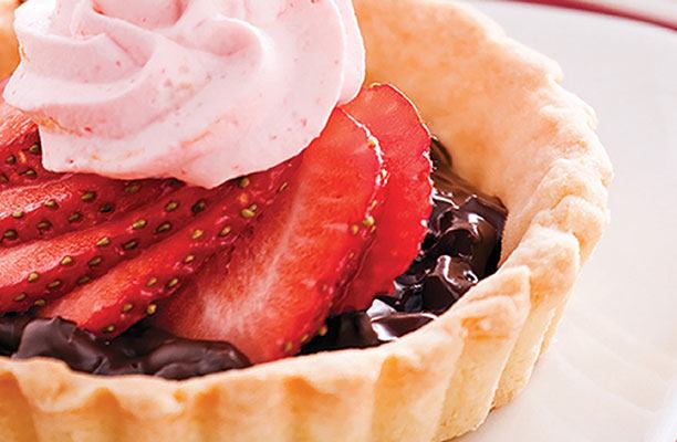 Recette de tartelettes aux fraises et à la crème de chocolat comme dessert de Noël