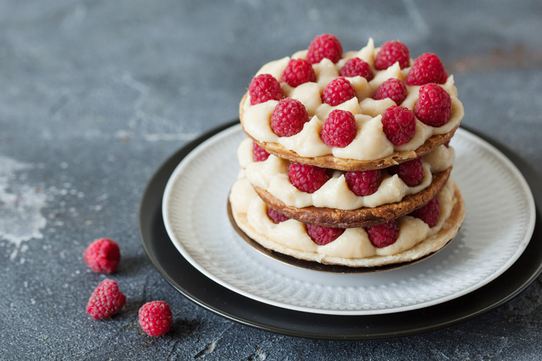Shortcake croustillant aux framboises du Québec et à la crème d'érable