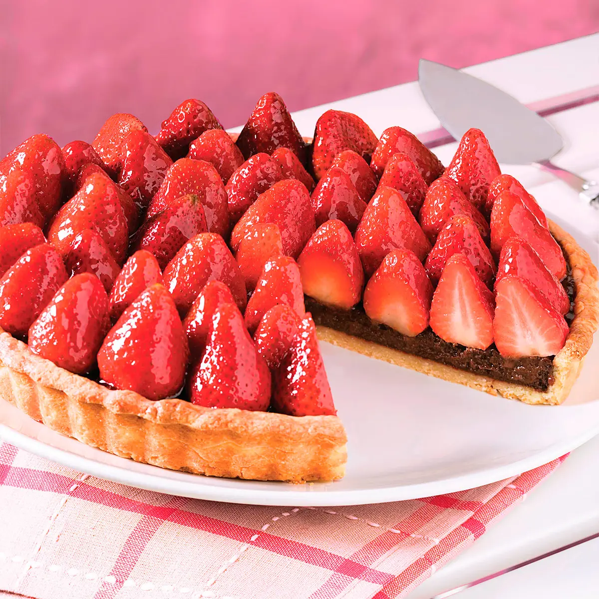 Chocolate strawberry pie