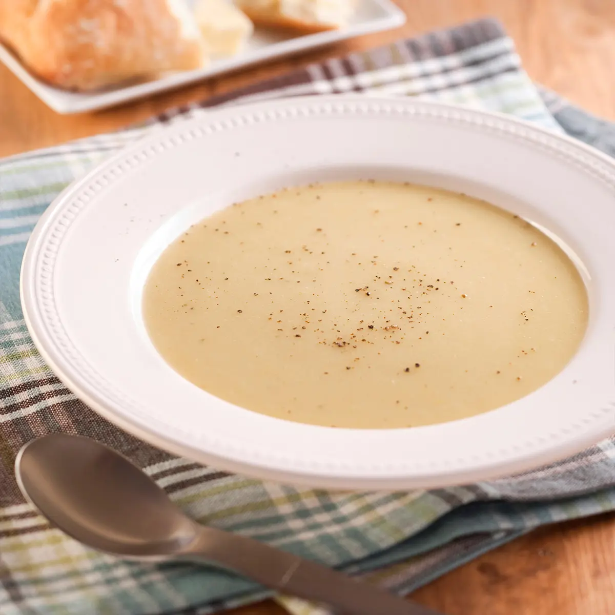 Leek soup with pears