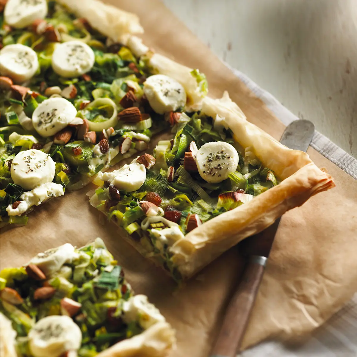 Leek, ginger and cheese tart